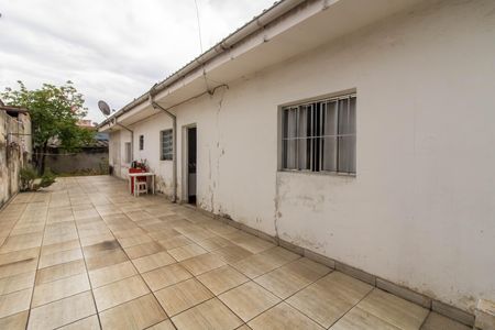 Casa à venda com 180m², 2 quartos e 2 vagas Casa à venda com 180m², 2 quartos e 2 vagasGaragem