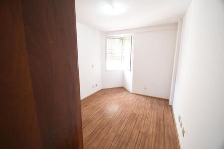 Apartamento à venda com 65m², 2 quartos e 1 vagaQuarto 2