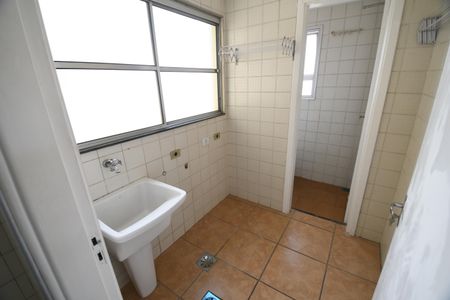 Apartamento à venda com 65m², 2 quartos e 1 vagaÁrea de Serviço