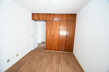 Apartamento à venda com 65m², 2 quartos e 1 vagaQuarto 2