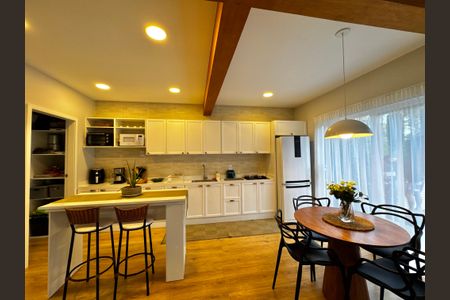 Casa à venda com 300m², 2 quartos e 1 vagaCozinha 1