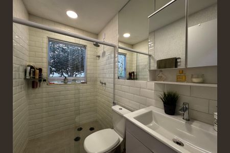 Casa à venda com 300m², 2 quartos e 1 vagaSuíte 2 - Banheiro