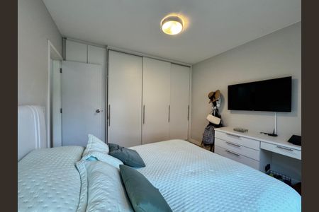 Casa à venda com 300m², 2 quartos e 1 vagaSuíte 2