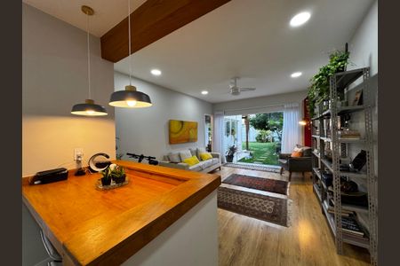 Casa à venda com 300m², 2 quartos e 1 vagaSala 2