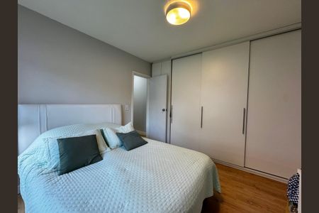 Casa à venda com 300m², 2 quartos e 1 vagaSuíte 2