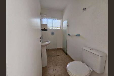 Casa à venda com 260m², 4 quartos e sem vagaBanheiro