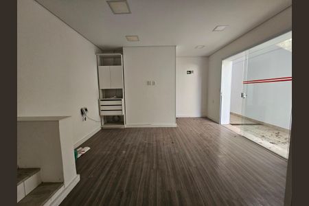 Casa à venda com 260m², 4 quartos e sem vagaSala