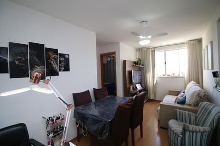 Sala de apartamento à venda com 2 quartos, 45m² em Colégio, Rio de Janeiro