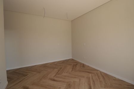 Casa de condomínio à venda com 321m², 3 quartos e 3 vagasSuíte 2