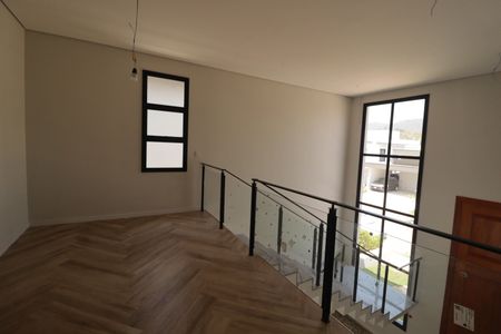 Casa de condomínio à venda com 321m², 3 quartos e 3 vagasSuíte 3