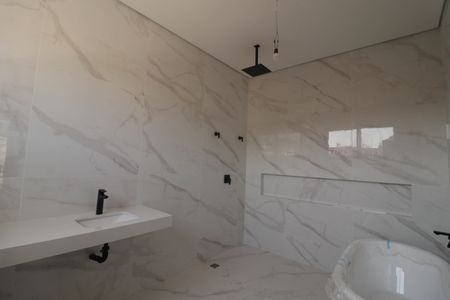 Casa de condomínio à venda com 321m², 3 quartos e 3 vagasBanheiro da Suíte 3