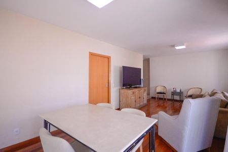 Sala  de apartamento à venda com 4 quartos, 157m² em Aclimação, São Paulo