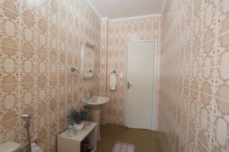 Apartamento para alugar com 151m², 4 quartos e 1 vaga Apartamento para alugar com 151m², 4 quartos e 1 vagaBanheiro Social 1