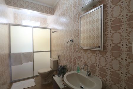 Apartamento para alugar com 151m², 4 quartos e 1 vaga Apartamento para alugar com 151m², 4 quartos e 1 vagaBanheiro Social 1