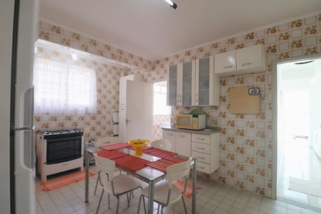 Apartamento para alugar com 151m², 4 quartos e 1 vaga Apartamento para alugar com 151m², 4 quartos e 1 vagaCozinha