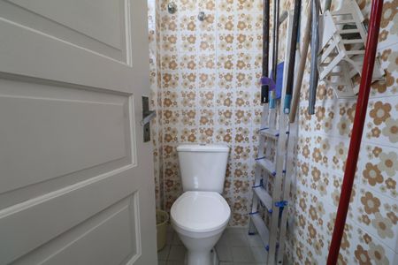 Apartamento para alugar com 151m², 4 quartos e 1 vaga Apartamento para alugar com 151m², 4 quartos e 1 vagaBanheiro de Serviço