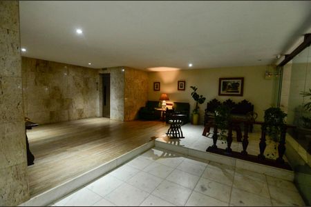 Apartamento à venda com 165m², 3 quartos e 1 vagaHall