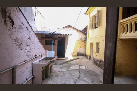 Casa para alugar com 85m², 2 quartos e sem vagaÁrea de Serviço