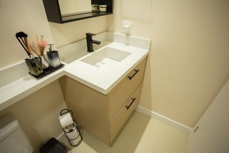 Apartamento à venda com 62m², 2 quartos e 1 vagaBANHEIRO DA SUÍTE