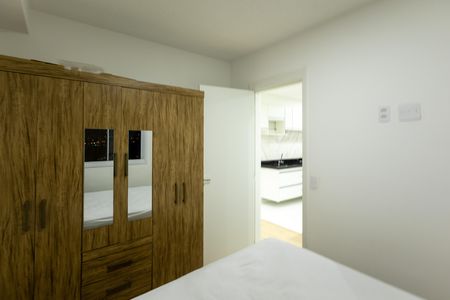 Quarto 1 de apartamento para alugar com 2 quartos, 39m² em Vila São Paulo, São Paulo