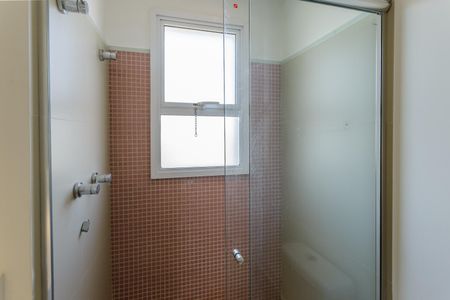 Apartamento à venda com 335m², 4 quartos e 4 vagasBanheiro da Suíte 2