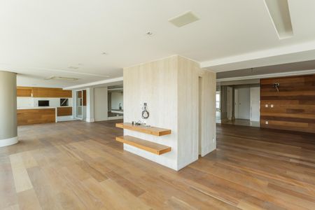 Apartamento à venda com 335m², 4 quartos e 4 vagasSala