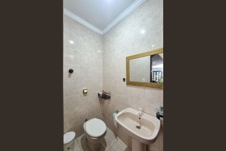 Casa à venda com 450m², 4 quartos e 2 vagasLavabo