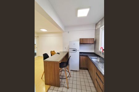 Cozinha de apartamento para alugar com 1 quarto, 48m² em Centro Histórico, Porto Alegre