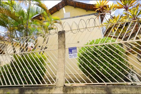 Fachada de apartamento para alugar com 2 quartos, 48m² em Palmares, Belo Horizonte