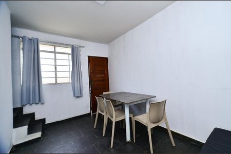 Sala  de apartamento para alugar com 2 quartos, 48m² em Palmares, Belo Horizonte