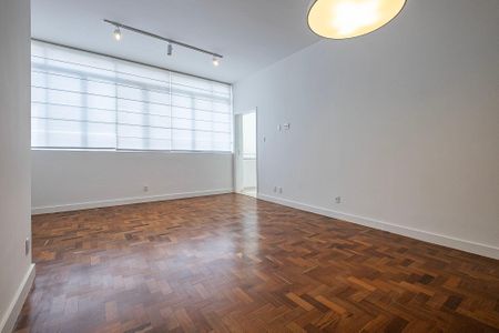 Apartamento para alugar com 110m², 3 quartos e 1 vaga Apartamento para alugar com 110m², 3 quartos e 1 vagaSala