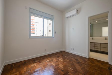 Apartamento para alugar com 110m², 3 quartos e 1 vaga Apartamento para alugar com 110m², 3 quartos e 1 vagaSuíte