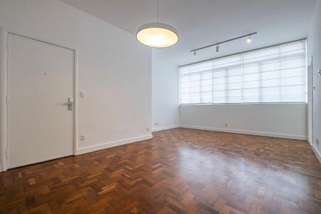 Apartamento para alugar com 110m², 3 quartos e 1 vaga Apartamento para alugar com 110m², 3 quartos e 1 vagaSala