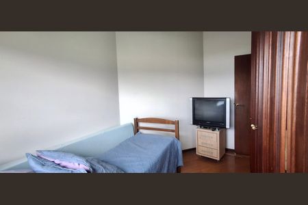 Apartamento para alugar com 220m², 3 quartos e 2 vagasQuarto 2