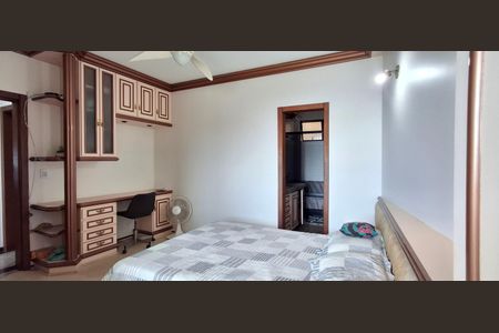 Apartamento para alugar com 220m², 3 quartos e 2 vagasSuíte