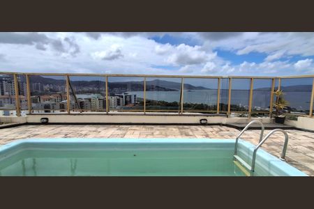 Apartamento para alugar com 220m², 3 quartos e 2 vagasPiscina