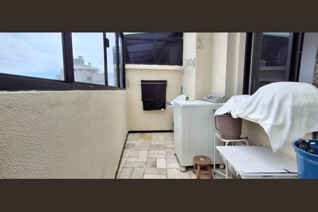 Apartamento para alugar com 220m², 3 quartos e 2 vagasÁrea de Serviço 2