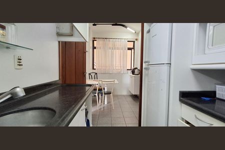 Apartamento para alugar com 220m², 3 quartos e 2 vagasCozinha