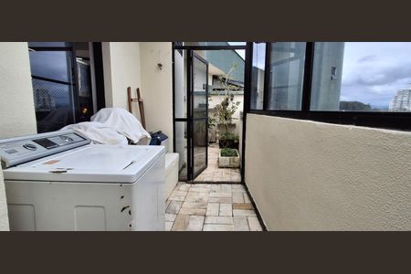 Apartamento para alugar com 220m², 3 quartos e 2 vagasÁrea de Serviço 2