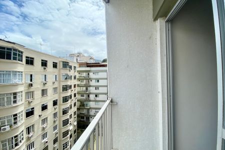 Apartamento à venda com 79m², 2 quartos e 2 vagasSuite