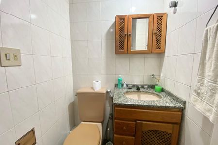 Apartamento à venda com 79m², 2 quartos e 2 vagasBanheiro social