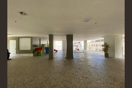 Apartamento à venda com 79m², 2 quartos e 2 vagasÁrea comum - Playground