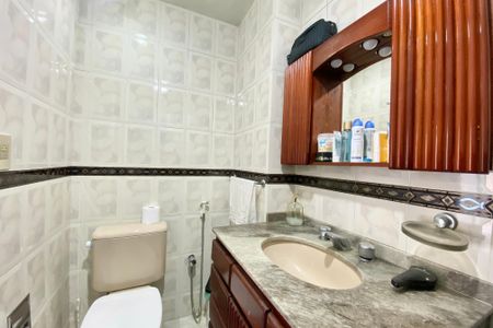 Apartamento à venda com 79m², 2 quartos e 2 vagasSuite