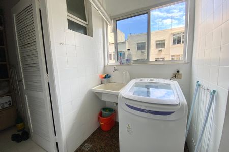 Apartamento à venda com 79m², 2 quartos e 2 vagasÁrea de Serviço