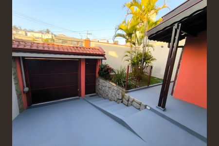 Casa à venda com 208m², 2 quartos e 4 vagasQuintal