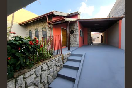 Casa à venda com 208m², 2 quartos e 4 vagasGaragem