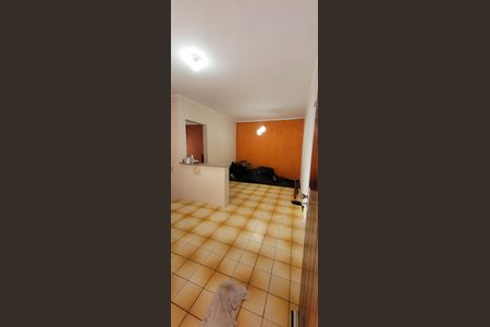 Casa à venda com 208m², 2 quartos e 4 vagasSala