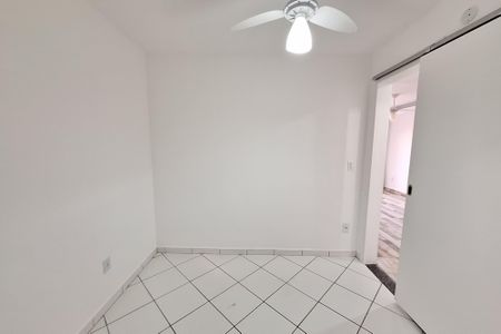 Quarto de casa para alugar com 2 quartos, 70m² em Chácaras Arcampo, Duque de Caxias