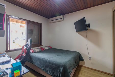 Quarto 1 de casa para alugar com 3 quartos, 170m² em Ipanema, Porto Alegre
