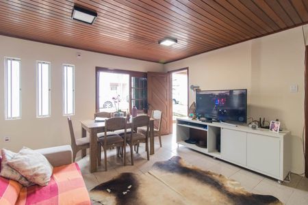 Casa para alugar com 170m², 3 quartos e 4 vagasSala